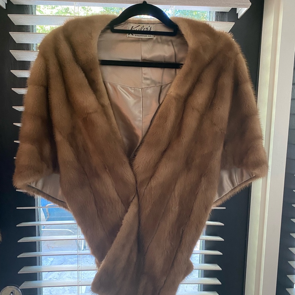 Incredible milk stole/cape/shrug in caramel